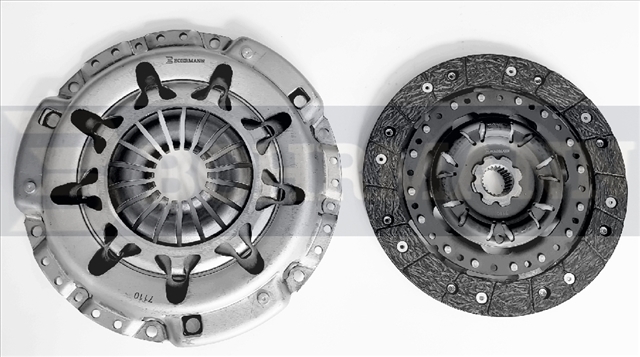 Kit ambreiaj VOLVO C30 (533) 1.8 benzina 125 cai BOHRMANN 7000049758