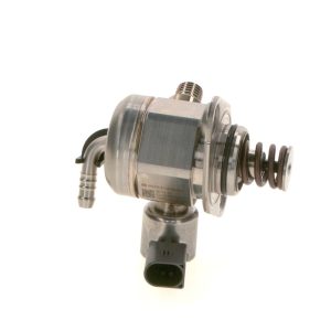Pompa de inalta presiune VW GOLF VI Cabriolet (517) 1.4 TSI benzina 150 cai BOSCH 0 261 520 572
