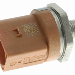 Senzor presiune combustibil VW GOLF VI (5K1) 1.2 TSI benzina 105 cai VEMO V10-72-1136-1