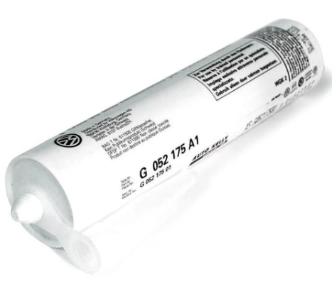 Ulei special cuplaj Haldex VW Group G052175A1, volum 275 ml, galben, VW TL 52175, pentru sisteme cu tractiune integrala Ulei special cuplaj Haldex VW Group G052175A1, volum 275 ml, galben, VW TL 52175, pentru sisteme cu tractiune integrala – imagine produs